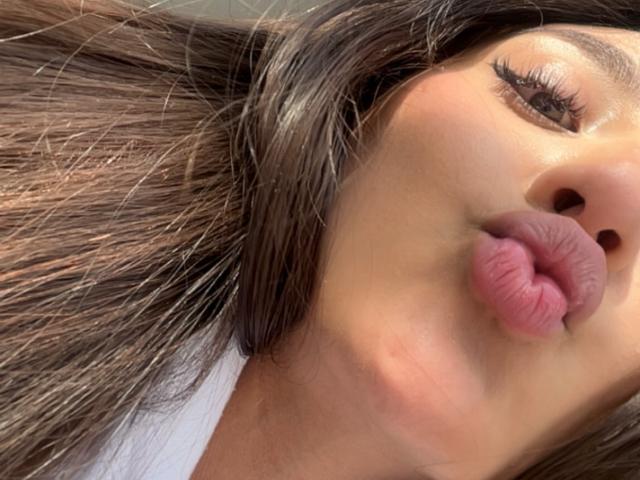 DianaFernandezz - Live porn &amp; sex cam - 21836593