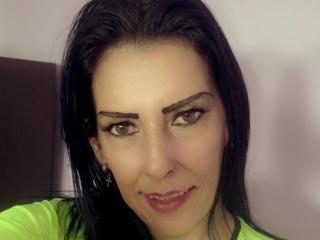 LagaGomez - Live porn &amp; sex cam - 21836633