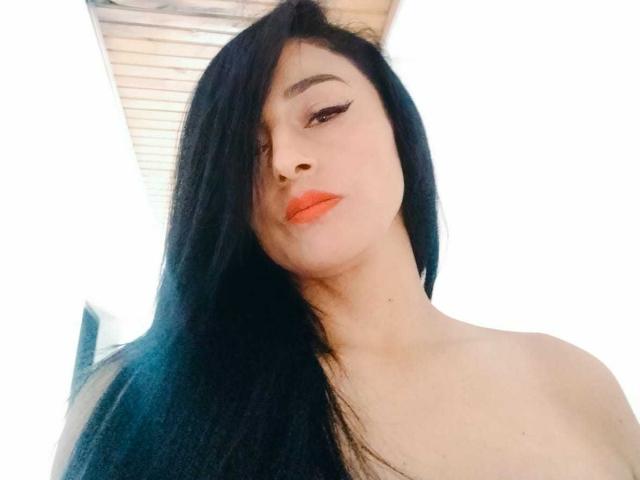 ChristineFontana - Live porn &amp; sex cam - 21837061