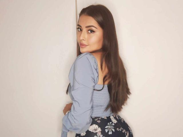 AndreaSweetLips - Live porn &amp; sex cam - 21837221