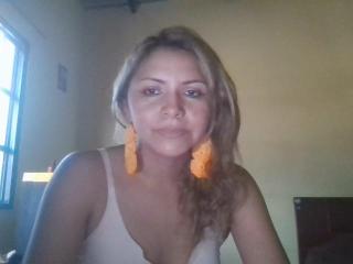 AlexaHotye - Live porn &amp; sex cam - 21842805