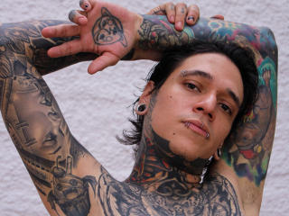 MadInkman - Live porn &amp; sex cam - 21848497