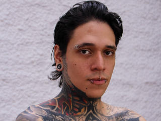 MadInkman - Live porn &amp; sex cam - 21848529