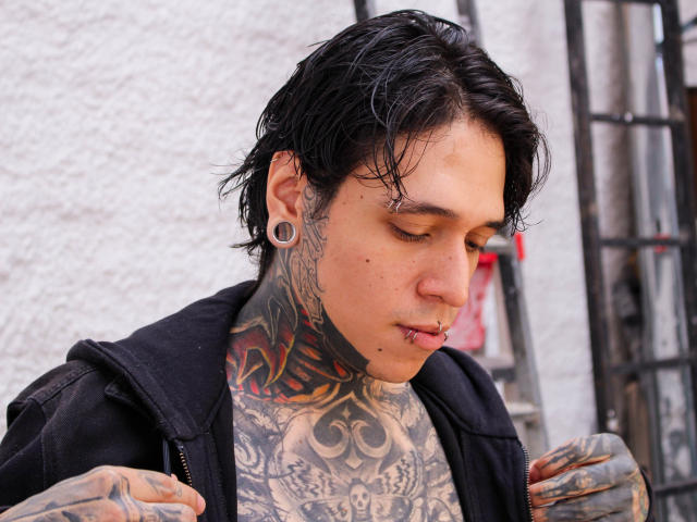 MadInkman - Live porn &amp; sex cam - 21848545