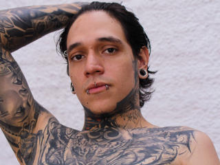 MadInkman - Live porn &amp; sex cam - 21848569