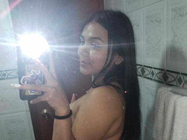 MiaSalka - Live porn &amp; sex cam - 21852273