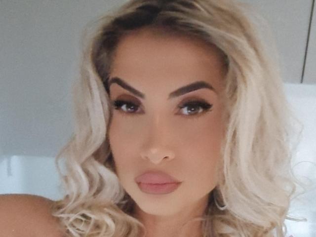 Lellie - Live porn &amp; sex cam - 21853337