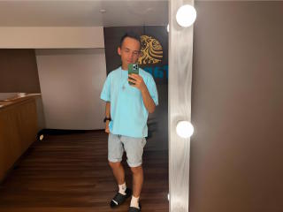 TommyGunLove - Sexe cam en vivo - 21856861