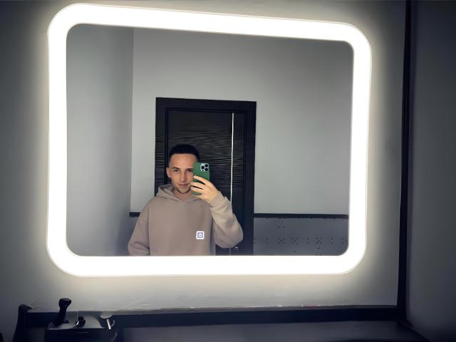 TommyGunLove - Live porn &amp; sex cam - 21856865