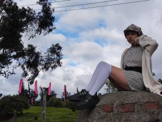 MadisonThomson - Live porn &amp; sex cam - 21859645