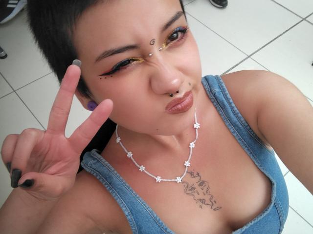 MadisonThomson - Live sexe cam - 21859657