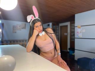 DaraHanson - Live porn &amp; sex cam - 21861081