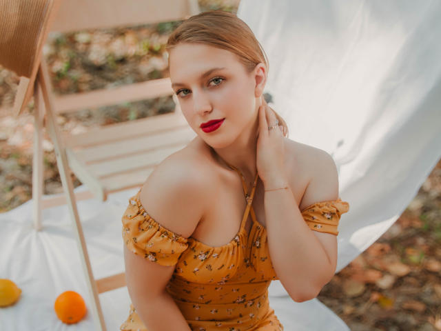 AgataDay - Live porn &amp; sex cam - 21861325