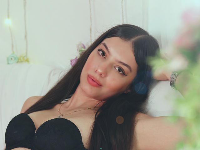 SophiaMonroee - Live porn &amp; sex cam - 21862117