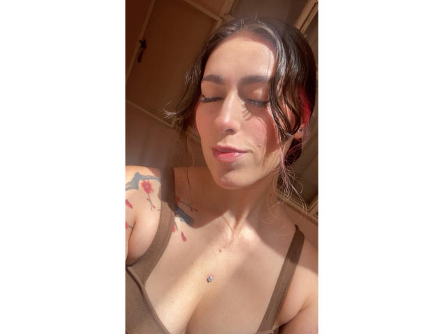 JazzeRusot - Live porn &amp; sex cam - 21864169