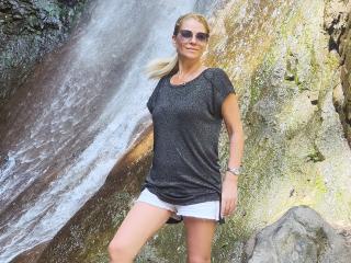 AlisaScorpio - Live porn &amp; sex cam - 21868297