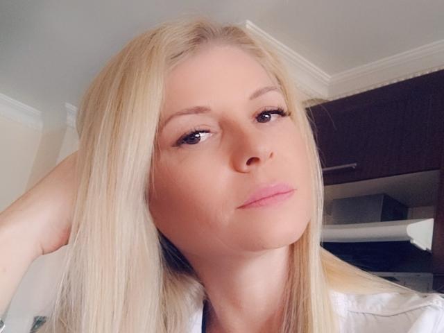 AlisaScorpio - Live porn &amp; sex cam - 21868313