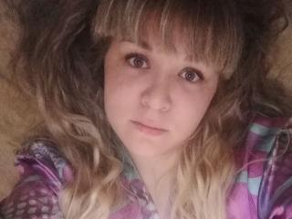 LiseKarrie - Live porn &amp; sex cam - 21875081