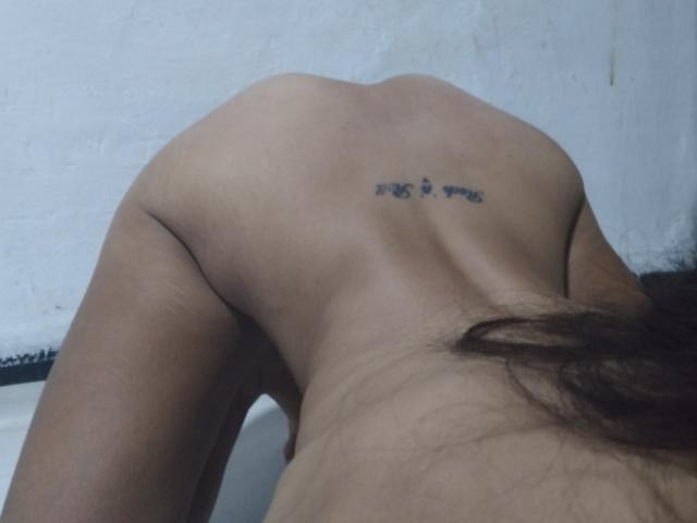 ElisaPalmer - Sexe cam en vivo - 21877517