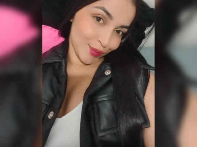 HikariChloe - Live sex cam - 21877653