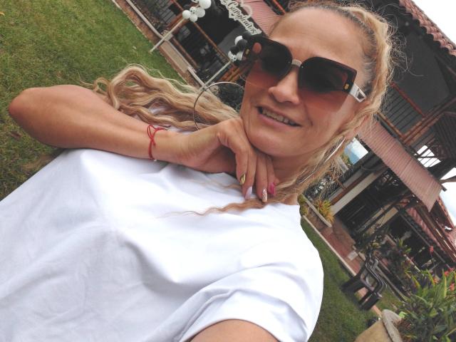 AgathaStone - Live sexe cam - 21879105