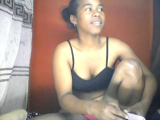 KasiahLayah - Camera khiêu dâm &amp; quyến rũ trực tiếp - 21879217