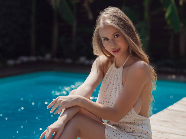 ViolettaSteward - Live porn &amp; sex cam - 21879513