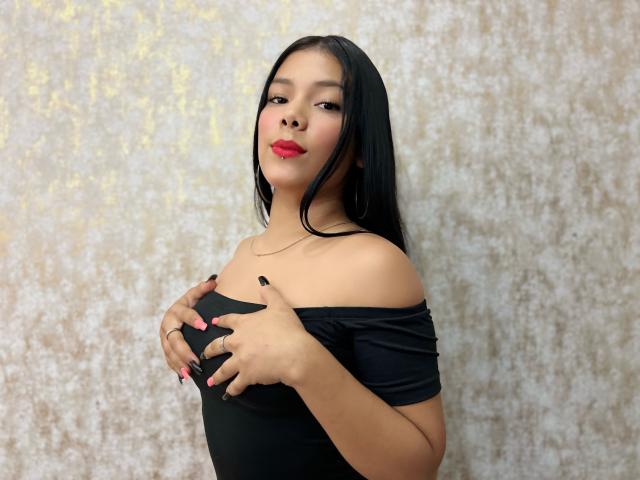 SalmaVitori - Live porn &amp; sex cam - 21880013