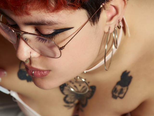 MoiSweet - Live porn &amp; sex cam - 21881757