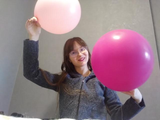 KiraGoldens - Live porno og sexkamera - 21888833