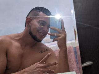 HaderLux69 - Live porn &amp; sex cam - 21893417