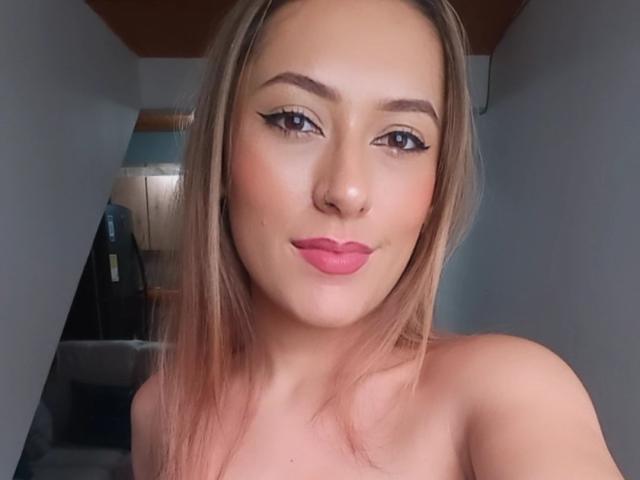 BecaCooper - Live porn &amp; sex cam - 21894001