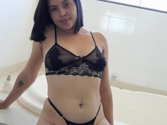 Biazinnha - Live porn &amp; sex cam - 21897673