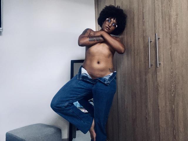 StefyRoldans - Live porn &amp; sex cam - 21900729