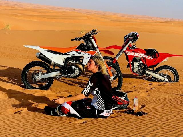 BlackAngeel - Live Sex Cam - 21904125