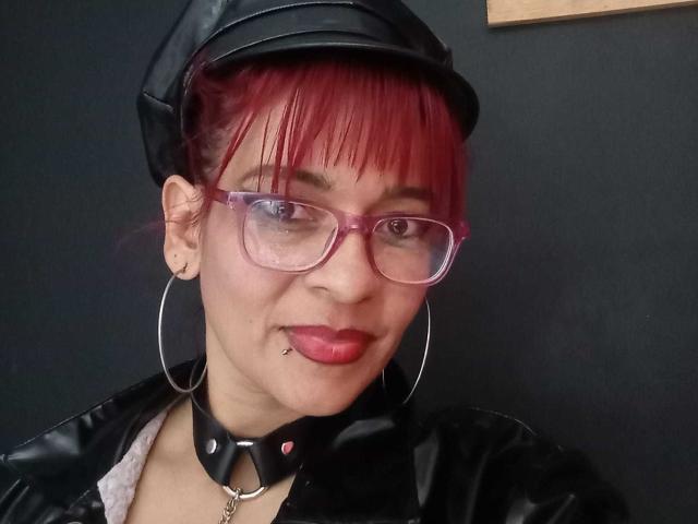 MirandaRouss - Live porn &amp; sex cam - 21906393