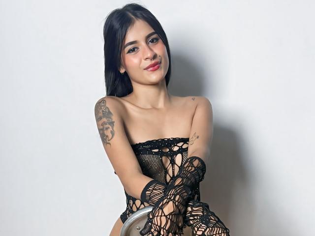 MichelleBenett - Live porn &amp; sex cam - 21910141