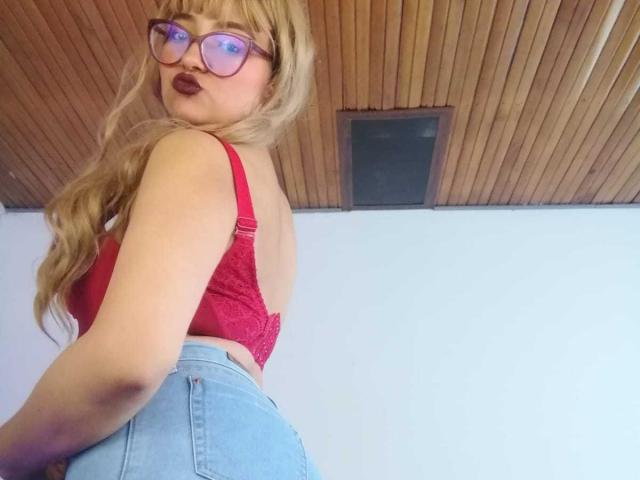 LilaPoiluDom - Sexe cam en vivo - 21910353