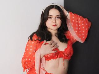 LorettaSant - Live porn &amp; sex cam - 21910433