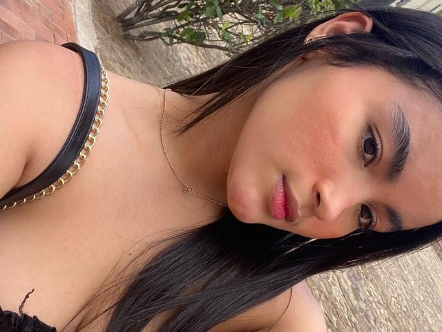 MiiaPalmer - Élő pornó és szexkamera - 21912293