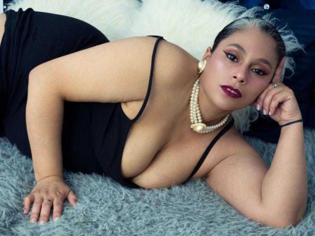 SheilaReeves - Live porn &amp; sex cam - 21912789