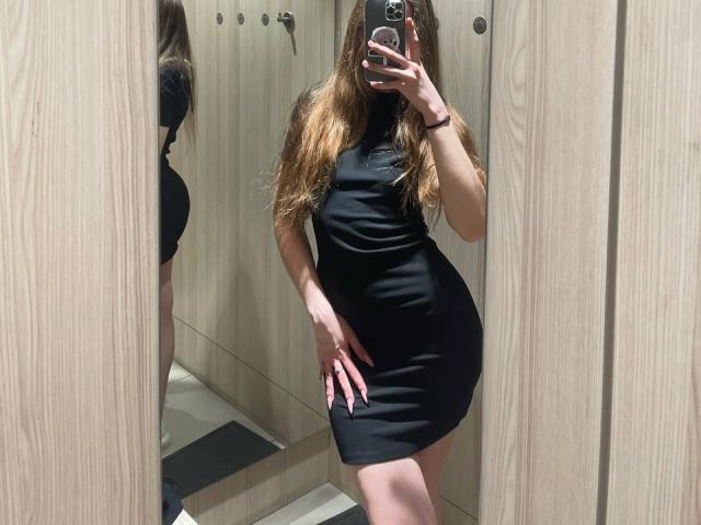 Afelia - Live sex cam - 21916185