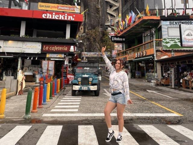 EmilyDurand - Live porn &amp; sex cam - 21917217