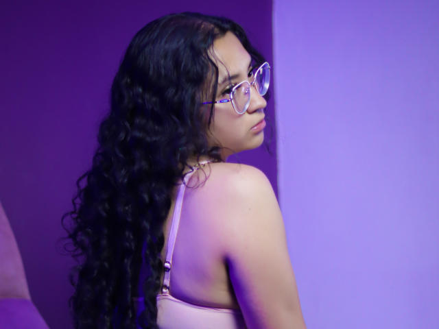 MelinaBerg - Sexe cam en vivo - 21917309