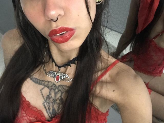 ElisaPalmer - Live porn &amp; sex cam - 21917781
