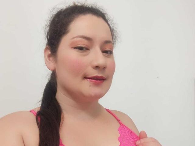 EsmeraldaaLopez - Live porn &amp; sex cam - 21919093