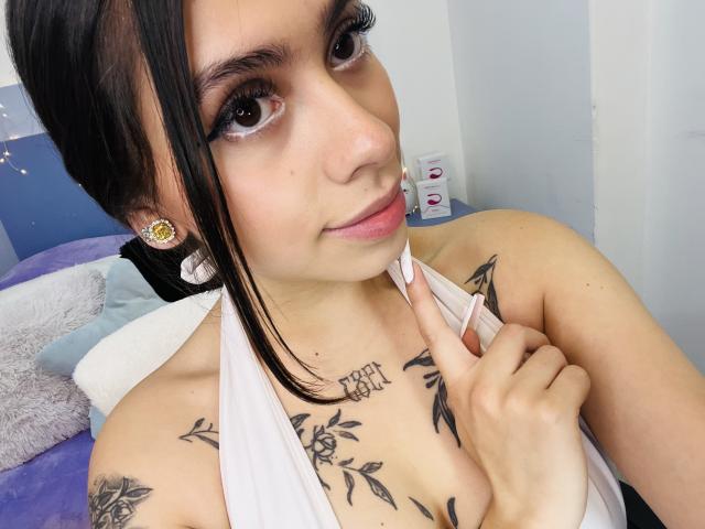 ChanelDeRosee - Live porn &amp; sex cam - 21924569