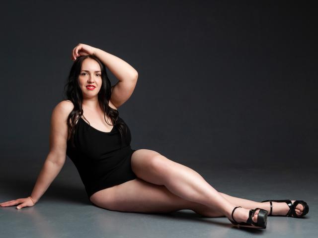 IsabelBlackberry - Live porn &amp; sex cam - 21930101