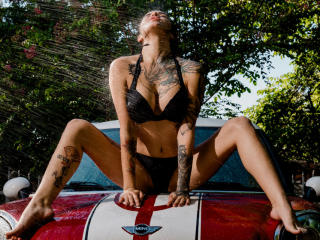 JennaStroker - Live porn &amp; sex cam - 21930221