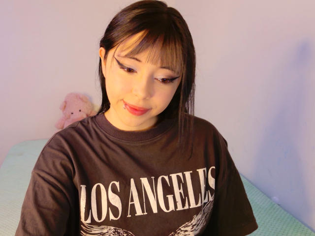 Arieyaara - сексуальная веб-камера в реальном времени - 21933805